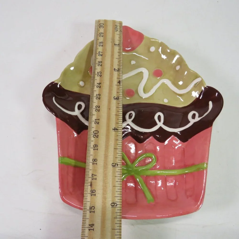 Cupcake Ceramic (1) Plate w embossed details (not food safe) 6x5